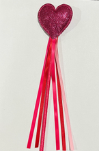 Load image into Gallery viewer, Heart Wand